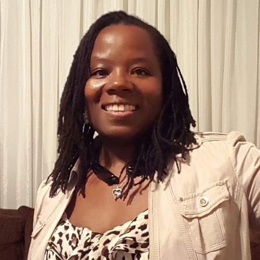 Yvette Smith Photo 28