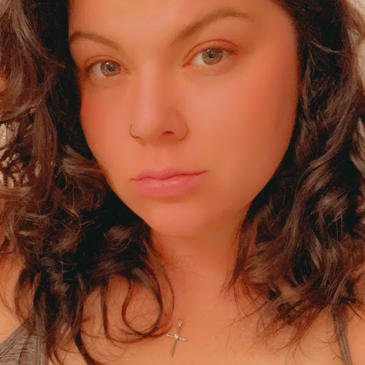 Amber Bombard Photo 4
