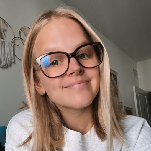 Madison Cook Photo 16