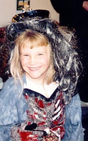 Carrie Carter Photo 18