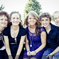 Laurel Harvey Photo 16