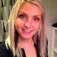 Kristina Schneider Photo 39