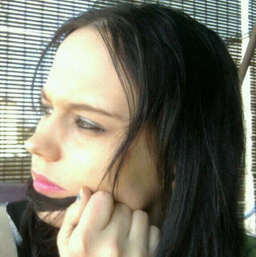 April Williamson Photo 20