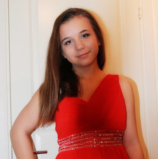 Andrea Lind Photo 22