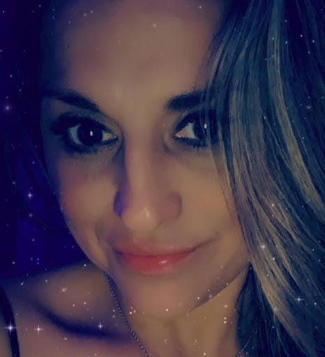 Angela Perez Photo 36