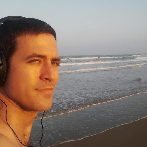 Eduardo Cavazos Photo 5