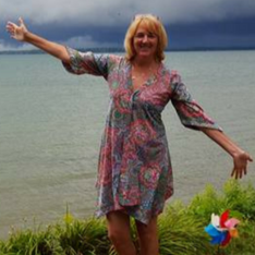 Diane Cooper Photo 44