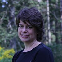 Elizabeth Dillon Photo 11