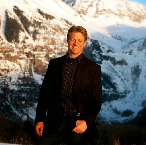 Cameron Powell Photo 46