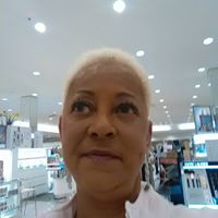 Deborah Stanton Photo 17
