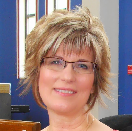 Janet Dunn Photo 28
