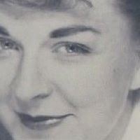 Jeanette Sharp Photo 36