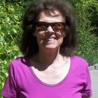Ellen Mitchell Photo 4
