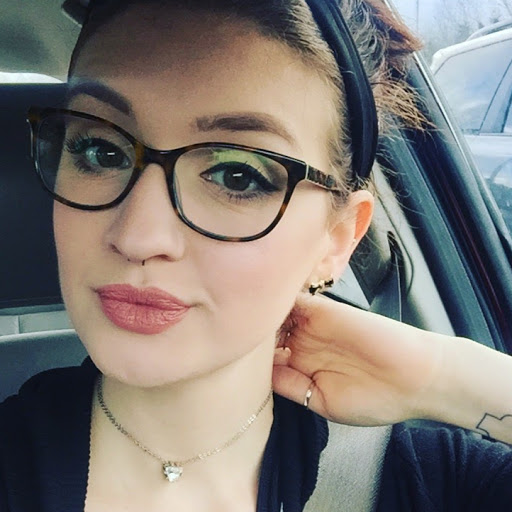 Sarah Minton Photo 16