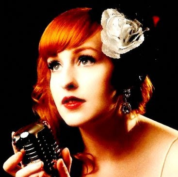 Elizabeth Dawson Photo 38