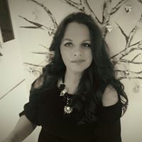 Michelle Jay Photo 35