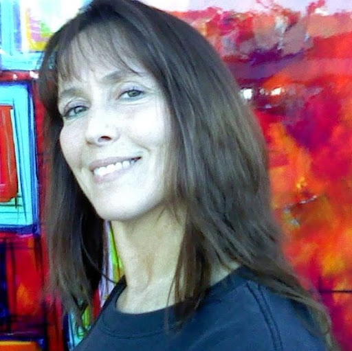 Traci Robinson Photo 8