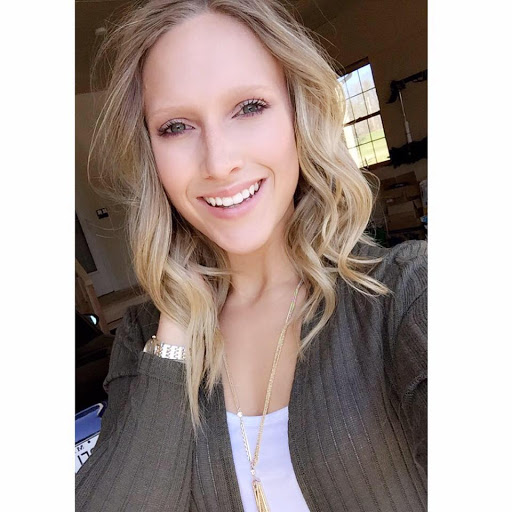 Danielle Demers Photo 31