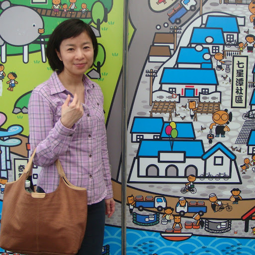 Angela Yu Photo 30