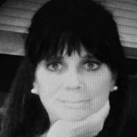 Denise Swanson Photo 24
