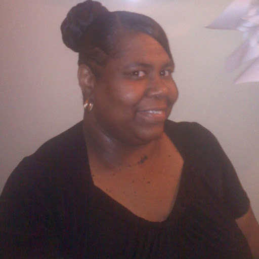 Sandra Nicholson Photo 30