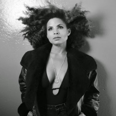 Renee Brooks Photo 10