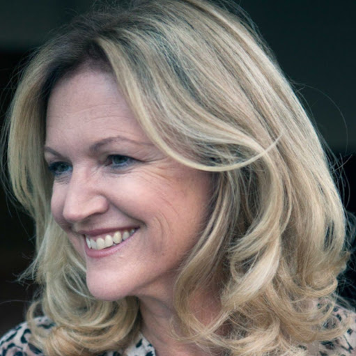Louise Henderson Photo 17
