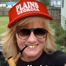 Lisa Hebert Photo 36
