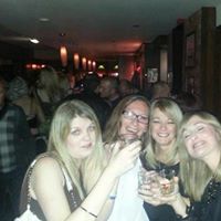 Lesley Russell Photo 16