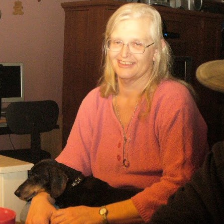 Robyn Brooks Photo 12
