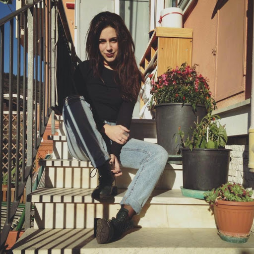 Sara Esposito Photo 4