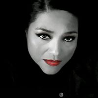 Jennifer Grande Photo 14