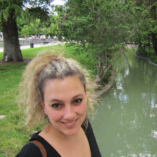 Laura Maldonado Photo 30