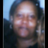Lorraine Daniel Photo 26
