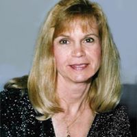 Michele Cartwright Photo 5