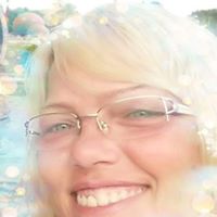 Michelle Richey Photo 30