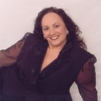 Robyn Higginbotham Photo 15