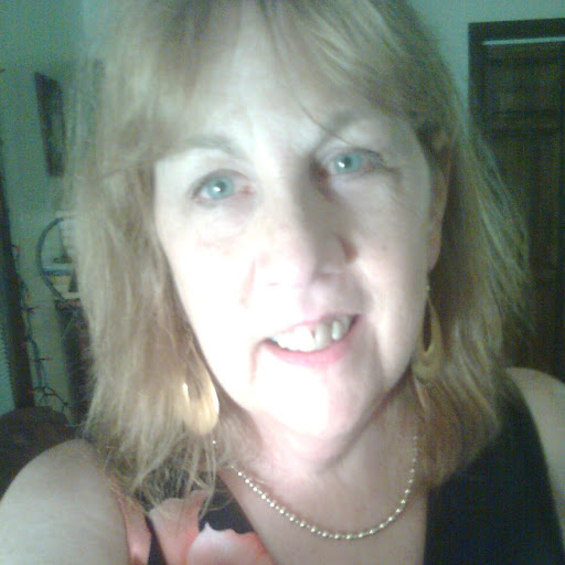 Lesley Graham Photo 37