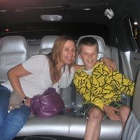 Michelle Mealey Photo 11