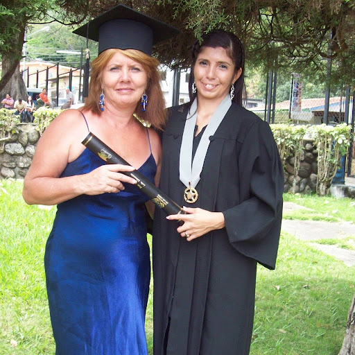 Yvonne Gonzalez Photo 32