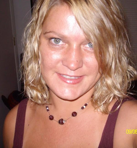 Regina Chapman Photo 34