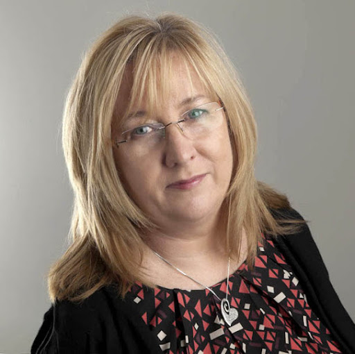 Julie King Photo 46
