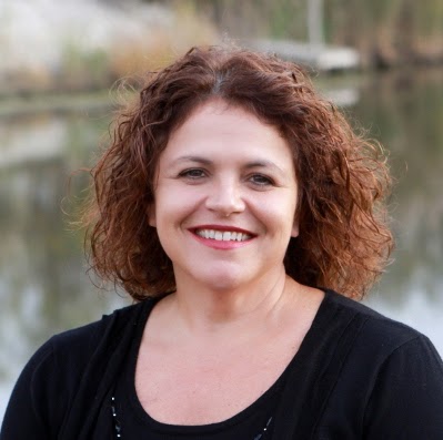Bobbi Anderson Photo 16