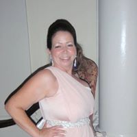 Reyna Estevez Photo 6