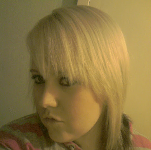Louise Taylor Photo 3