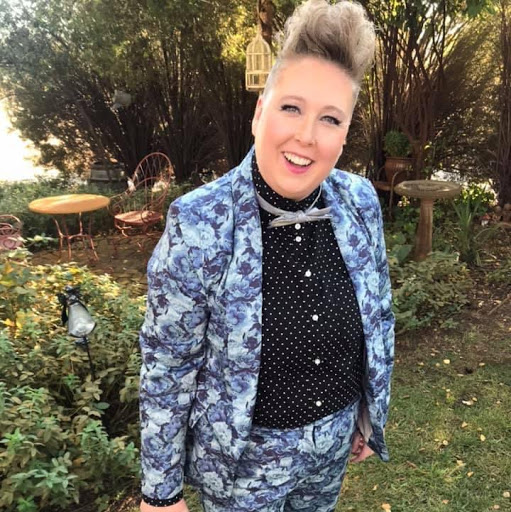 Kim Barker Photo 6