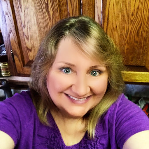 Traci King Photo 37