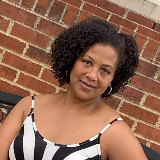 April Hairston Photo 3