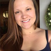 Lizzie Robinson Photo 22