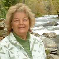 Nancy Spencer Photo 17
